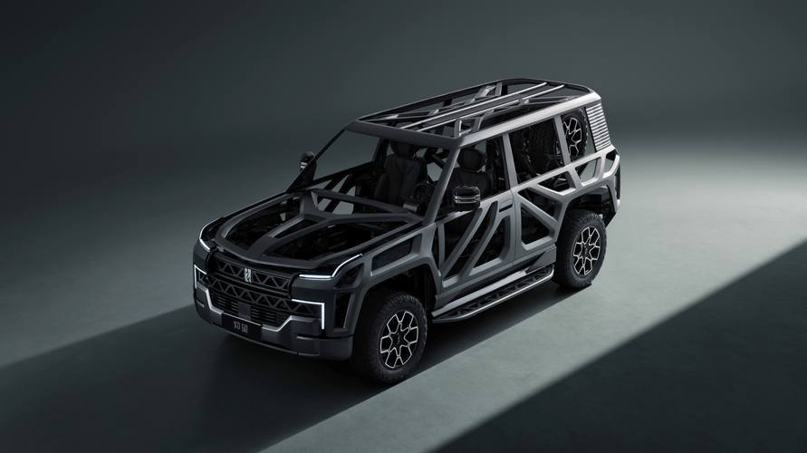 广州169仰望U8硬派越野的科技魅力，国能汽车对传统燃油车市场的冲击